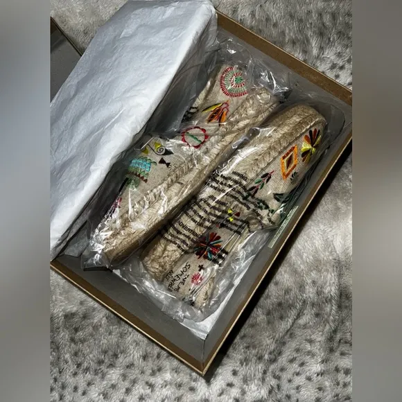JOHNNY WAS Parker Espadrilles Embroidered Multi-Color Slip on Shoes 8 NIB $248
