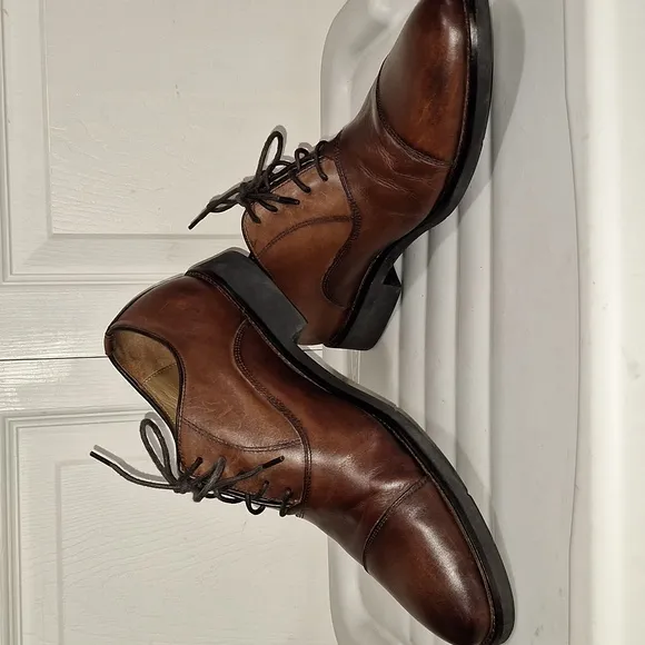 Johnston &amp; Murphy &quot;Hollis&quot; cap toe oxford leather lace up dress shoes - 9M