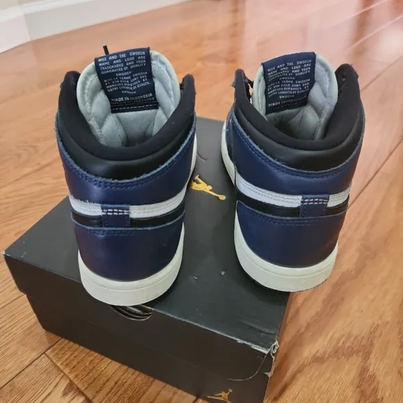 Jordan 1 Retro Sneakers Navy Blue, Black and White Sneakers