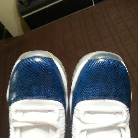 Jordan 11 Low Shoes Sneakers Boys 7Y Snakeskin Pattern Retro OF 90's