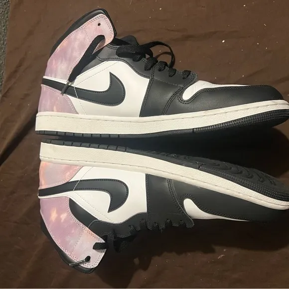 Jordan Men's Sneakers - Black, White, and Pink Air Jordan 1 Zen Master Mid