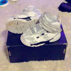 Jordan wolf grey camo