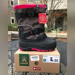 Kamik Glacial 3 Boots, NWT, Charcoal &amp; Pink, size 6 US / 38 EU, never worn!