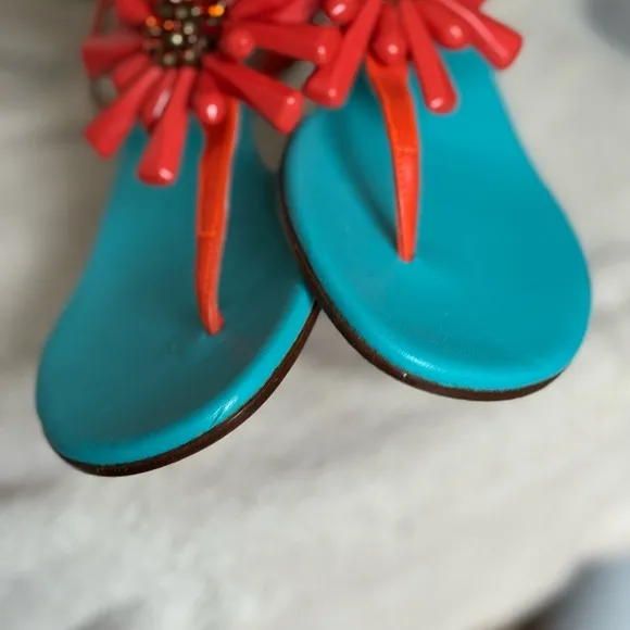 Kate Spade New York Red Floral Sandals – Size 9.5B Bright, Eye-Catching Design