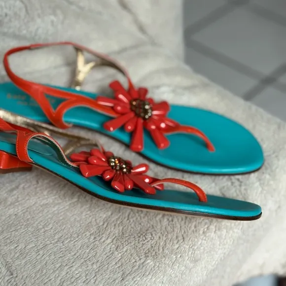 Kate Spade New York Red Floral Sandals – Size 9.5B Bright, Eye-Catching Design