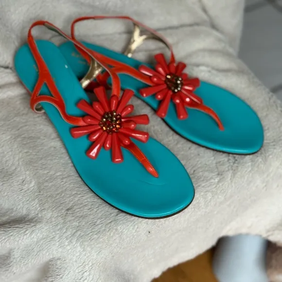 Kate Spade New York Red Floral Sandals – Size 9.5B Bright, Eye-Catching Design