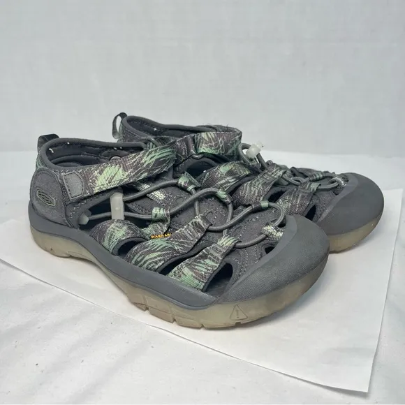 Keen Newport H2 Sandals Glow In The Dark Waterproof Hiking Shoes Youth Boys 2