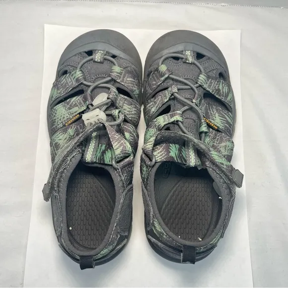 Keen Newport H2 Sandals Glow In The Dark Waterproof Hiking Shoes Youth Boys 2