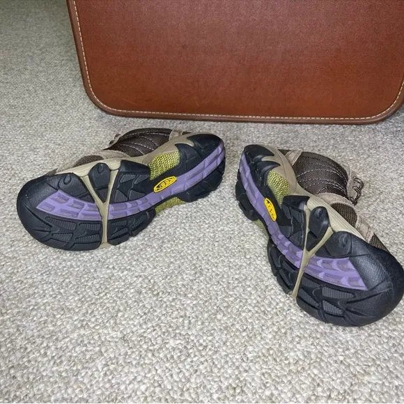 Keen shoes
