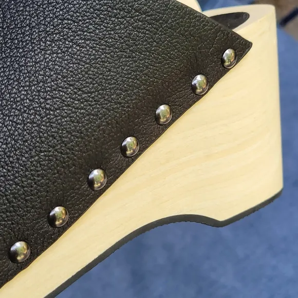 Kelsi Dagger Brooklyn Jhett Clogs – Black Leather Studded Slip-On Shoes Size 9