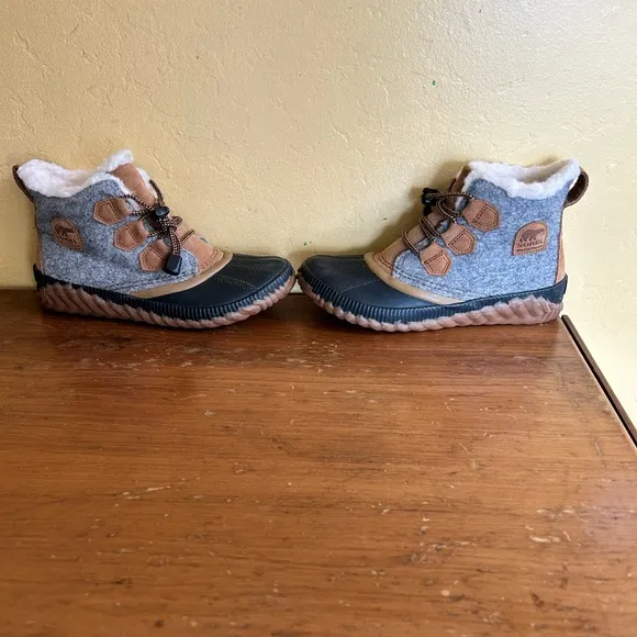Kids Sorel winter boots