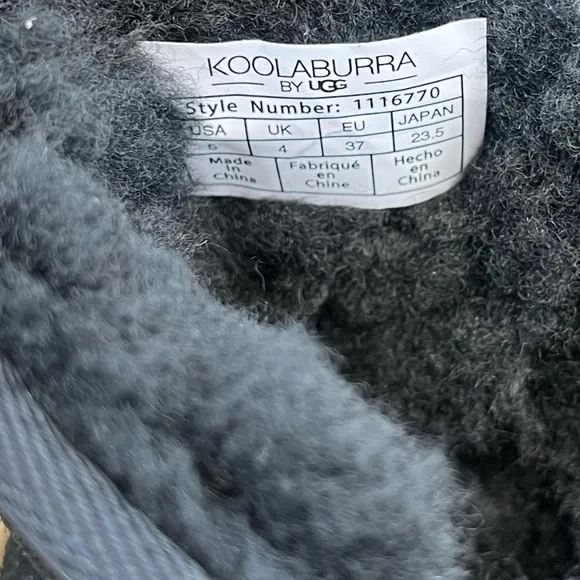 Koolaburra by UGG Youth SZ 5 K Koola Mini Black Suede Boots