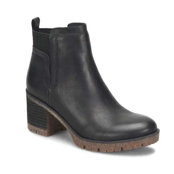 KORKS NWOB Elsie Black Block Heel Ankle Bootie