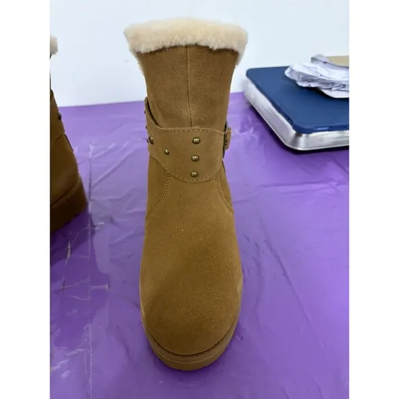 Ladies Bearpaw Kathleen Brown Boots New In Box Size 6