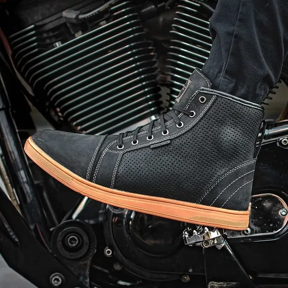 Leather Motorcycle Boots - The Crossfield