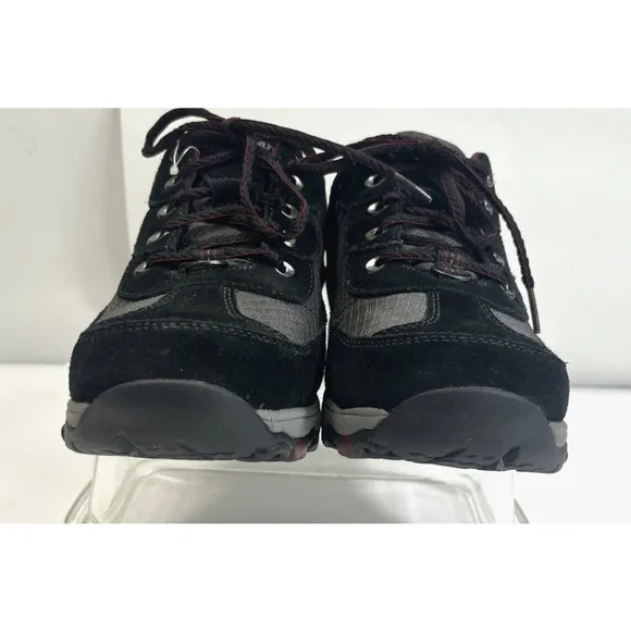 L.L. Bean Womens Primaloft Sneaker Shoes Size 9 Wide Waterproof Low Tek 2.5
