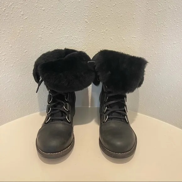 Luxe De Leon Aura LaceUp Fur Antiqued Leather Ankle Boots/Sz:8.5/NWT
