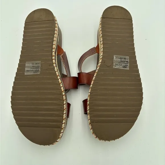 M347 New Jelly Pop Lanza brown smooth LeatherSandal.  Size 10.  New in Box.