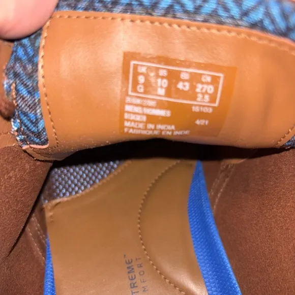 Men’s Clarks Malwood Brown Chukka Boots EUC