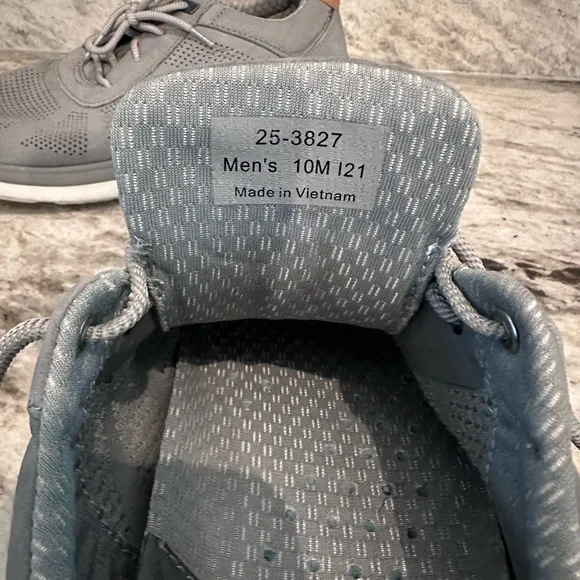 MEN'S JOHNSTON &amp; MURPHY ACTIVATE  Sz 10