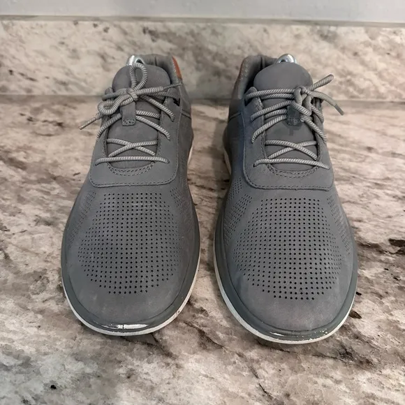 MEN'S JOHNSTON &amp; MURPHY ACTIVATE  Sz 10