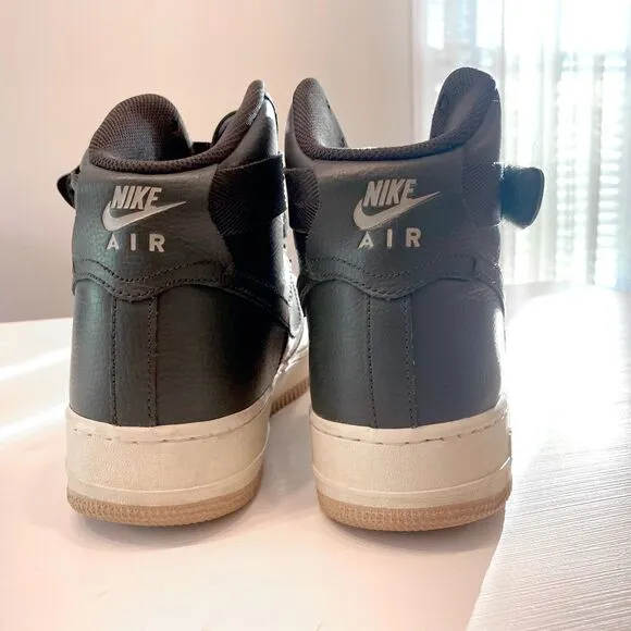 Men's Nike Air Force 1 AF1 07 LV8 Size 11.5 High Light Bone Shoes Sneakers‎