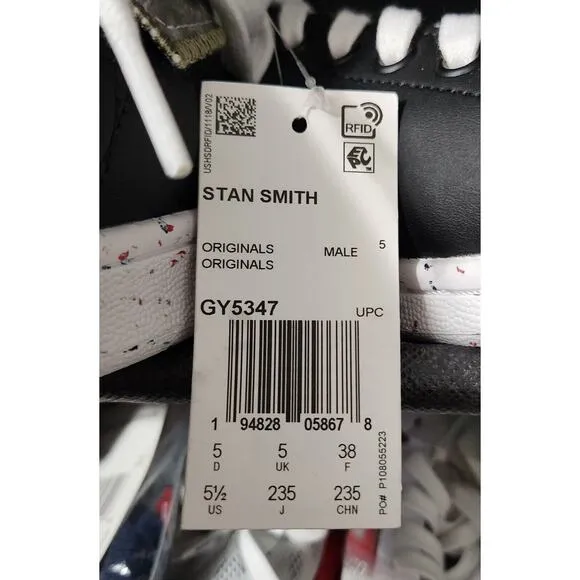 Mens Size 5.5 GY5347 NWOB Adidas Being Green Yoshitoshi Kanemaki Stan Smith
