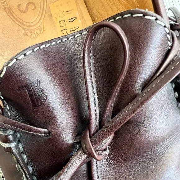 Men’s “TOD’S” Brown Leather Driver’s Shoes