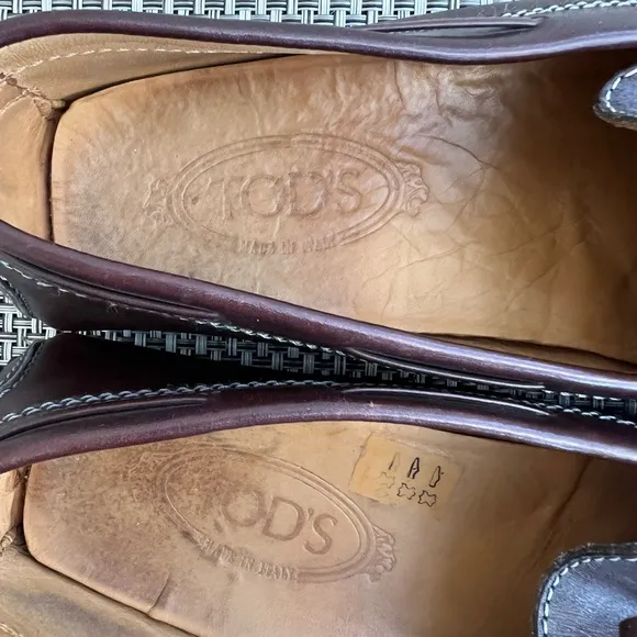 Men’s “TOD’S” Brown Leather Driver’s Shoes