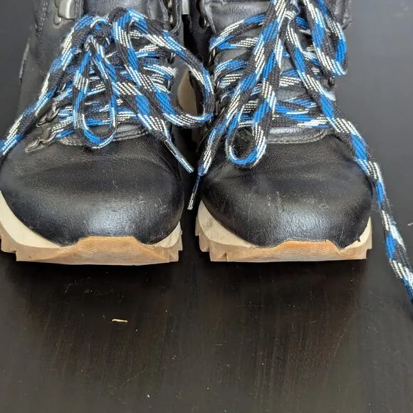 Merrell Alpine Hiker Boots Black Faux Leather Hiking Shoes Womens 6.5 Gorpcore