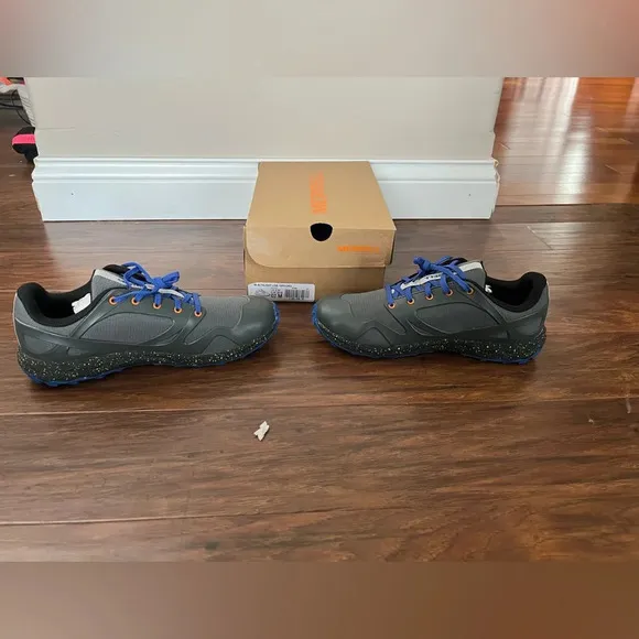 Merrell Alralight low hiking shoe-NWT Size 7