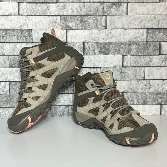 Merrell Alverstone Womens 11 Waterproof Hiking Boots