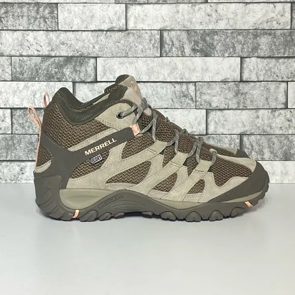 Merrell Alverstone Womens 11 Waterproof Hiking Boots