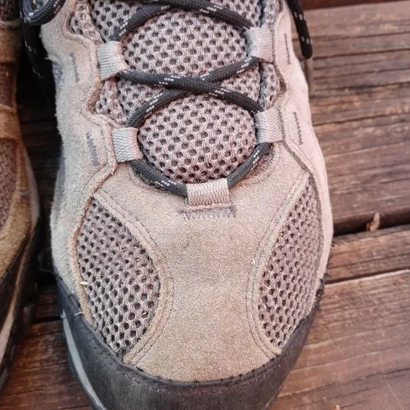 Merrell Men's Yokota 2 Hiking Shoes Gray Suede Size 10W (J31277W) Trail Active.