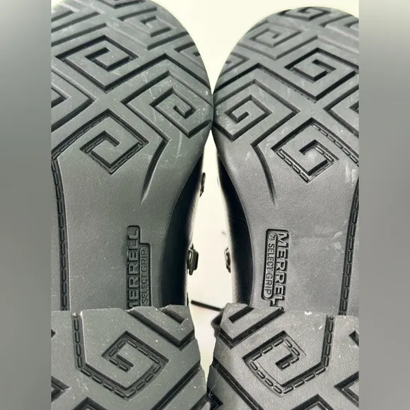Merrell Shiloh II Warm Black and Gray Ankle Boots