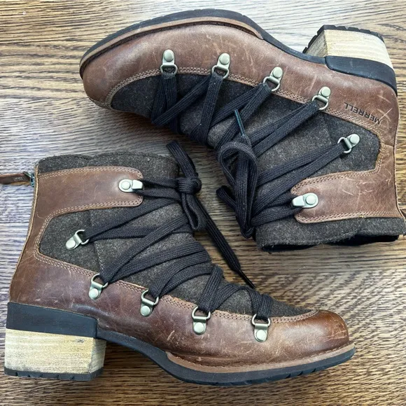 MERRELL Shiloh II Warm Leather Ankle Boots Booties Lace Up Heeled Distressed 8