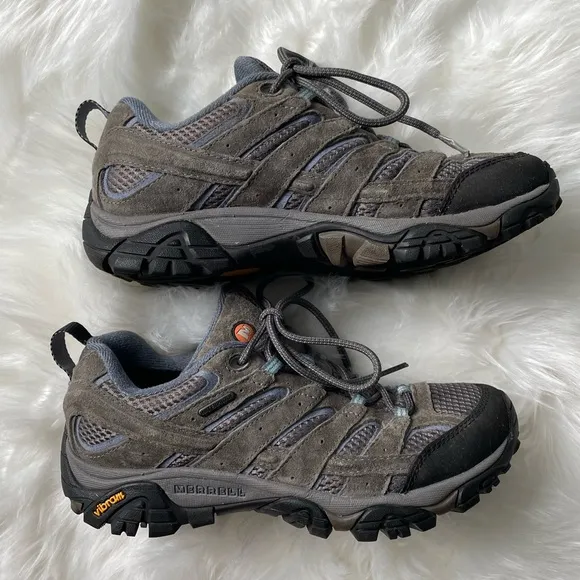 Merrell Women’s Moab 3 Waterproof Hiking Shoes