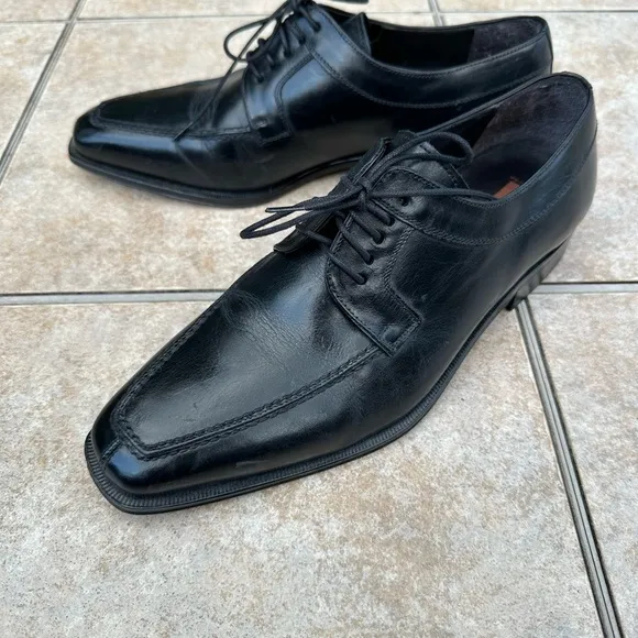 Mezlan black leather shoes
