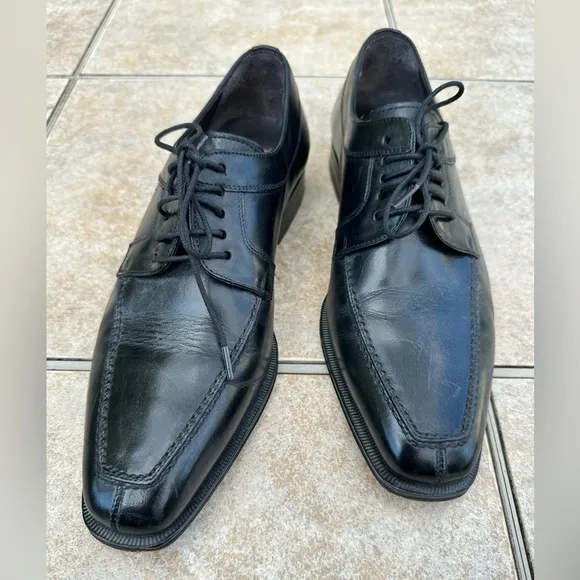 Mezlan black leather shoes