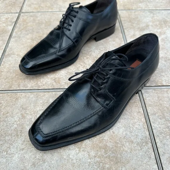 Mezlan black leather shoes
