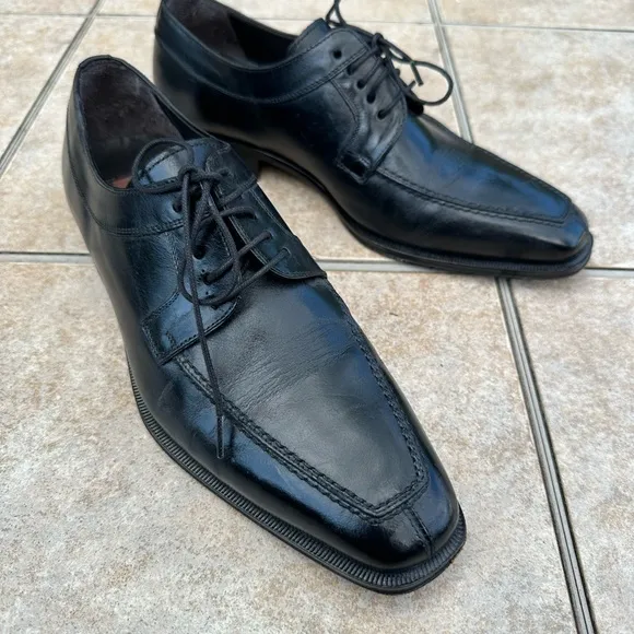 Mezlan black leather shoes