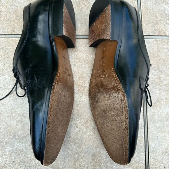 Mezlan black leather shoes