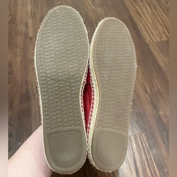 MICHAEL KORS DYLYN ESPADRILLELEATHER BERRY
