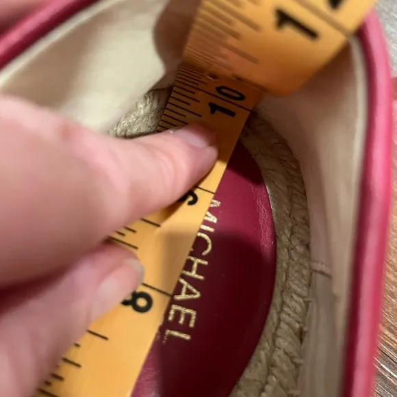 MICHAEL KORS DYLYN ESPADRILLELEATHER BERRY