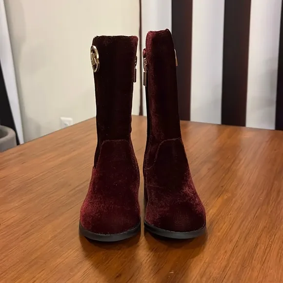 Michael Kors Emma Lily velour Boots new plum Girls Toddlers Size 5