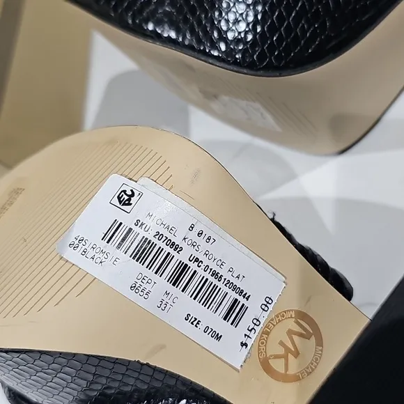 Michael Kors  leather shoes size 7 M