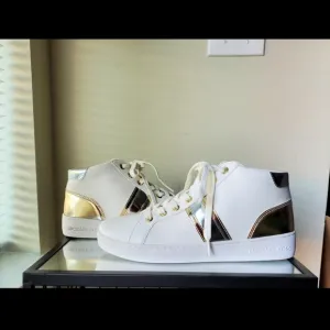 MICHAEL KORS women's shoes