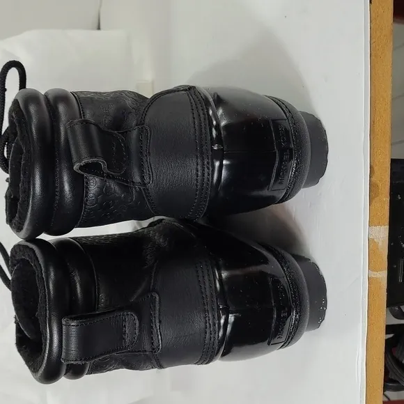 Michael Michael Kors Easton Lace Up Duck Boot - Black - Size 10 - Rain Leather