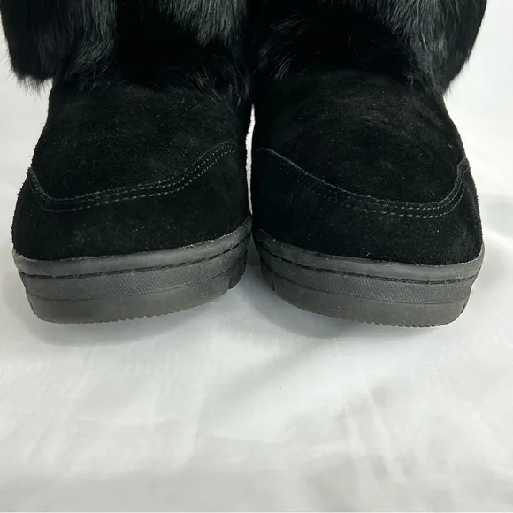 Minnetonka Moccasin Black Suede and Rabbit Fur Women’s Boots Size 8
