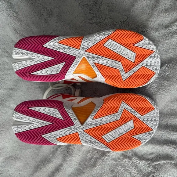 Moolah Triple Double Basketball Shoes Size 8